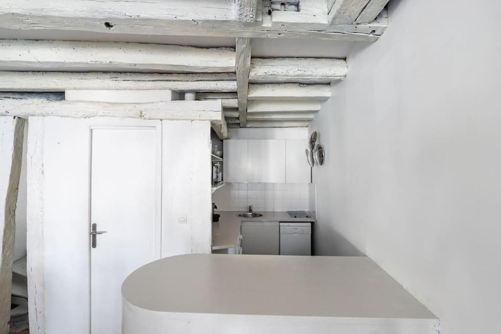 Apartmán Joli Duplex Au Coeur Du Marais Paříž Exteriér fotografie